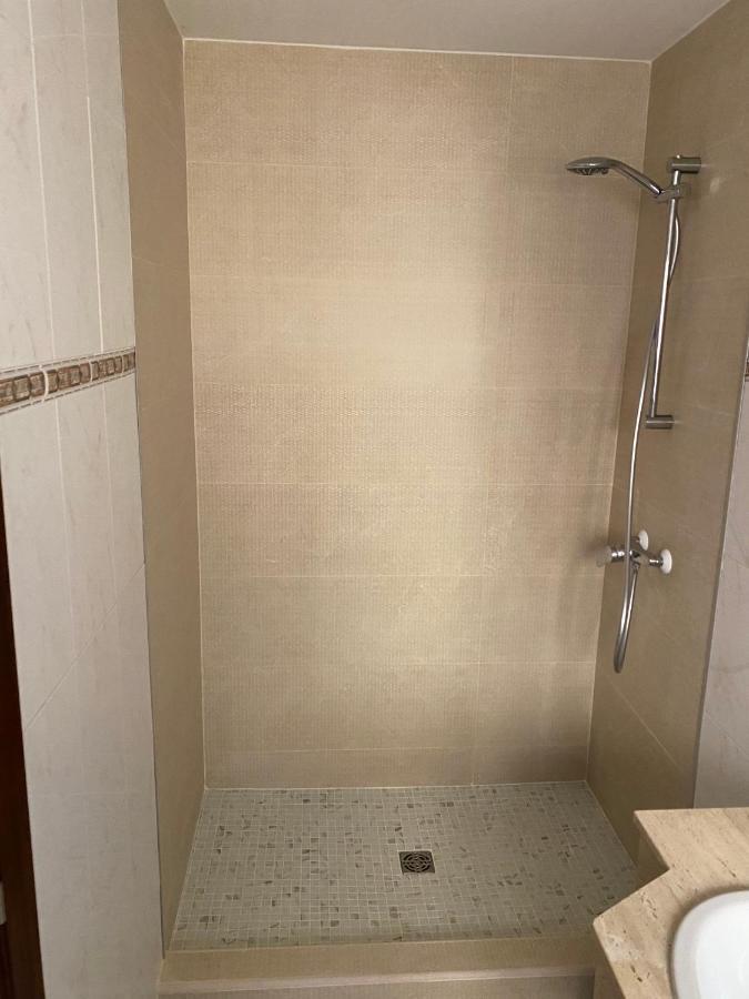 Hotel Real Castellon 卡斯特利翁-德拉普拉纳 外观 照片